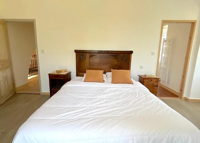 Vicente * Aleria (Corsica)