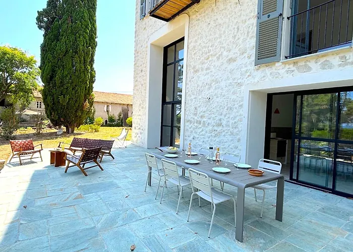 Vicente * Aleria (Corsica)